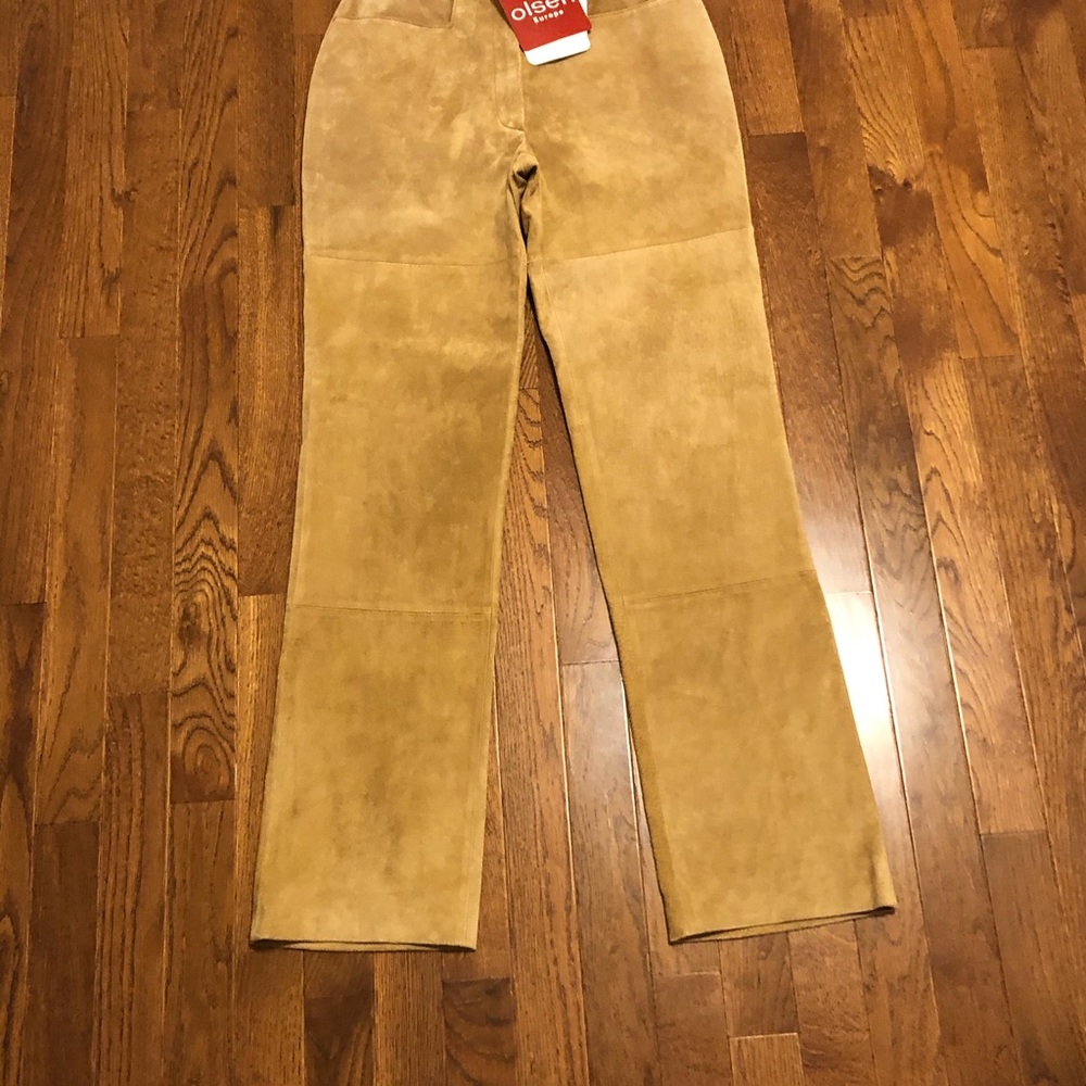 Woman’s leather pants NWT, size 34